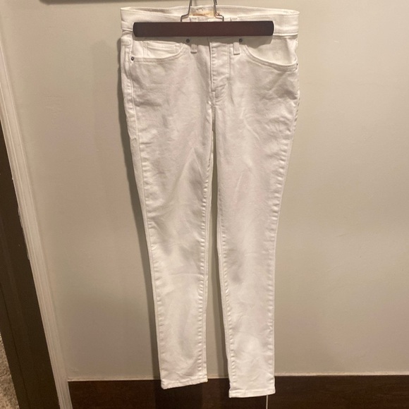 Levi skinny jeans - Picture 1 of 3